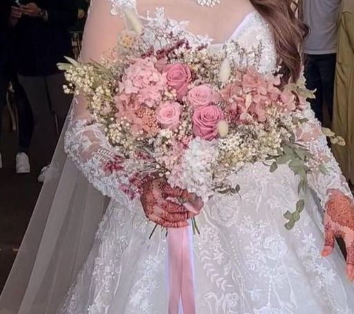 Thumbnail: PINK LOWEN preserved flowers (Bridal)