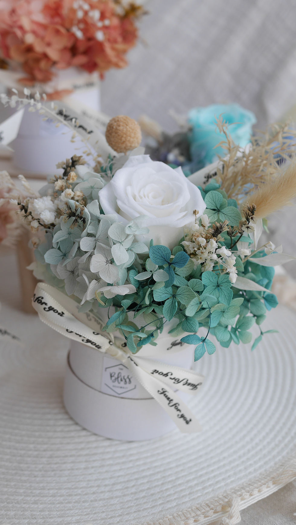 preserved rose tiffany bloom box