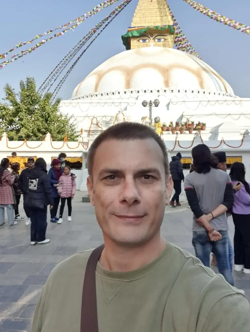 Bastow on his quest for mad honey in Nepal, and on his way to the Himalayan Mountains.