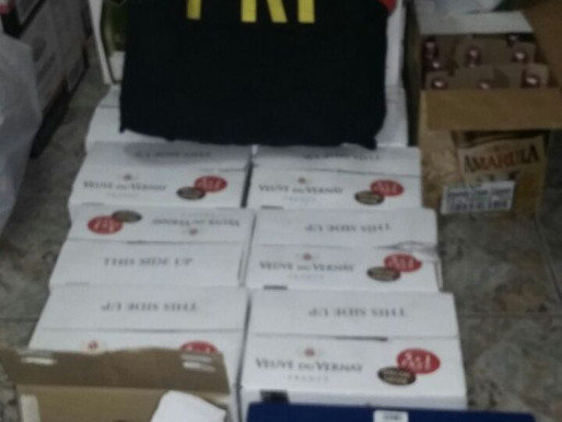 Em Rosário do Sul, PRF apreende 116 litros de bebidas