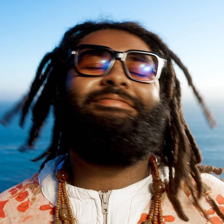 Elmiene pubblica âReclusiveâ