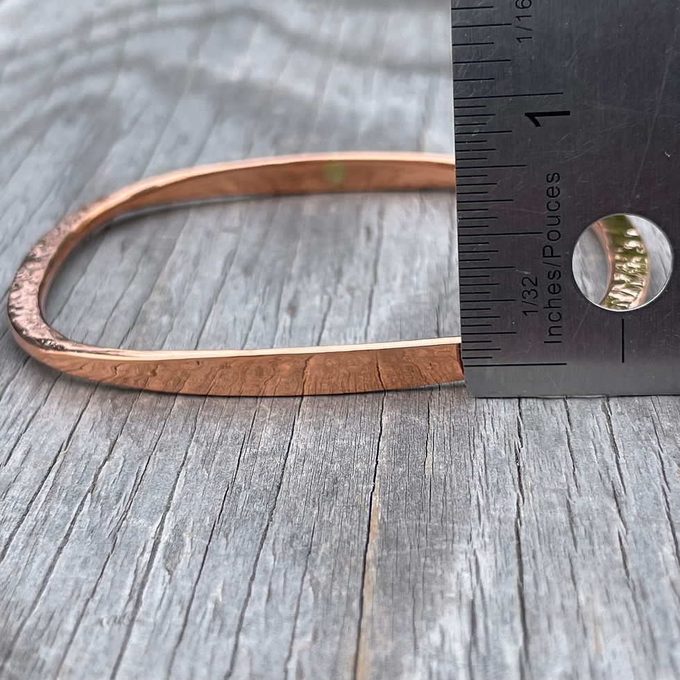 Thumbnail: Copper rectangle hammered bangle