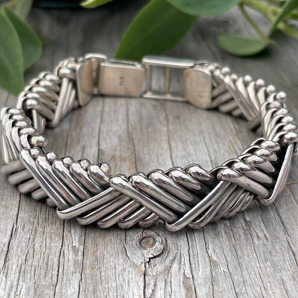 Thumbnail: Heavy links silver bracelet