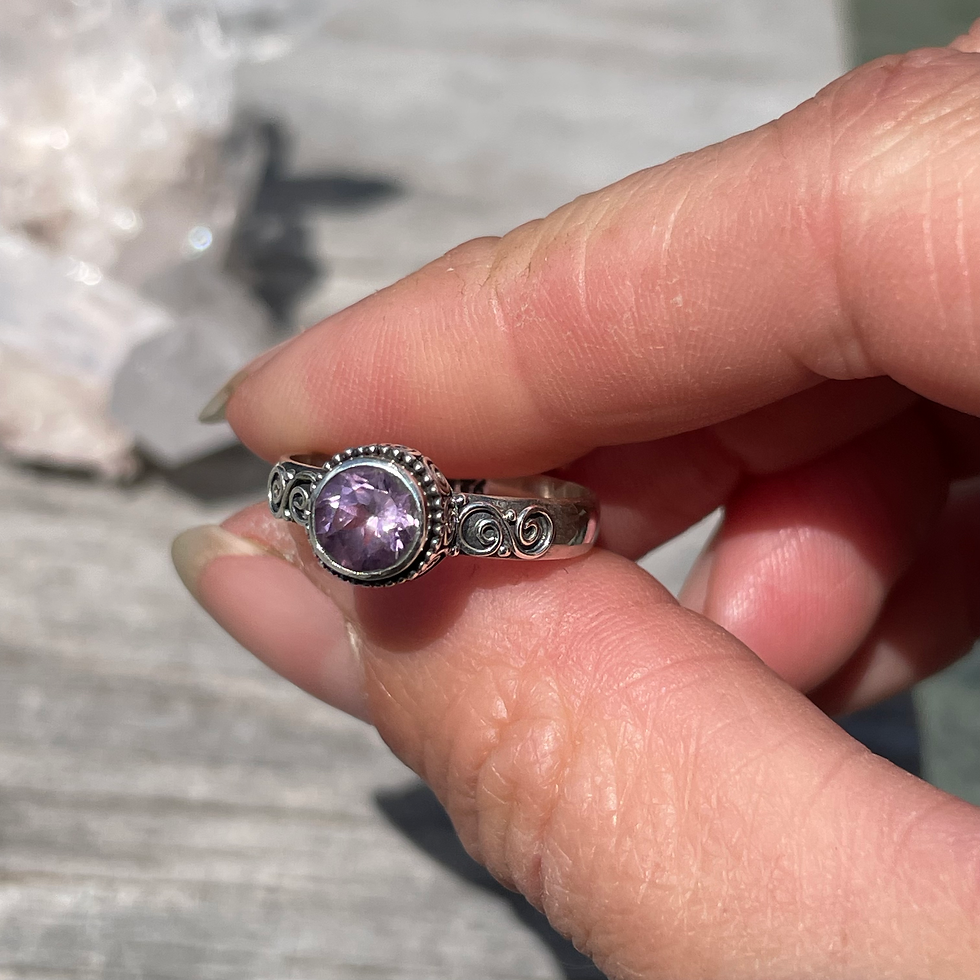 Thumbnail: Amethyst single stone detail setting ring