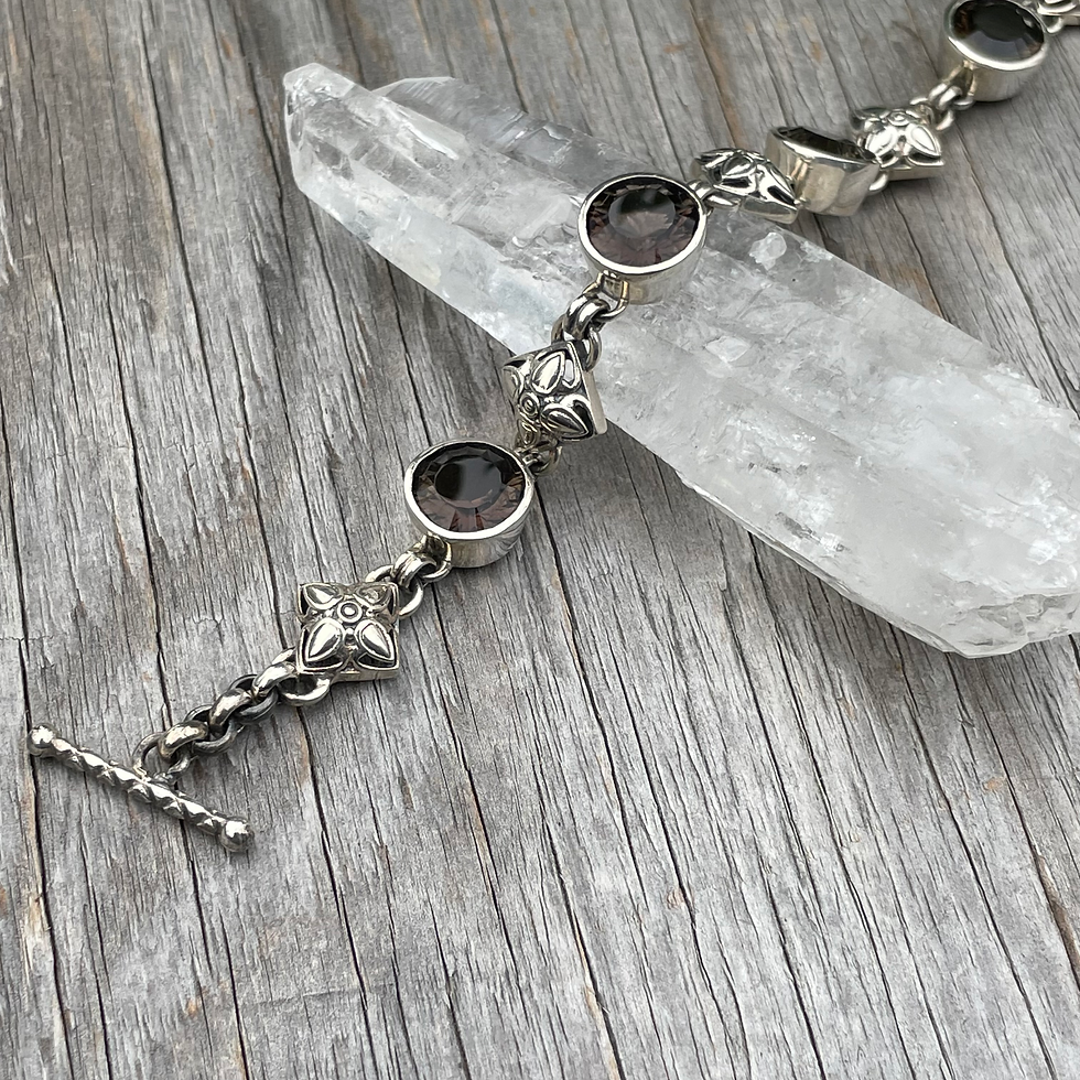 Thumbnail: Smokey quartz set in detailed silver setting bracelet