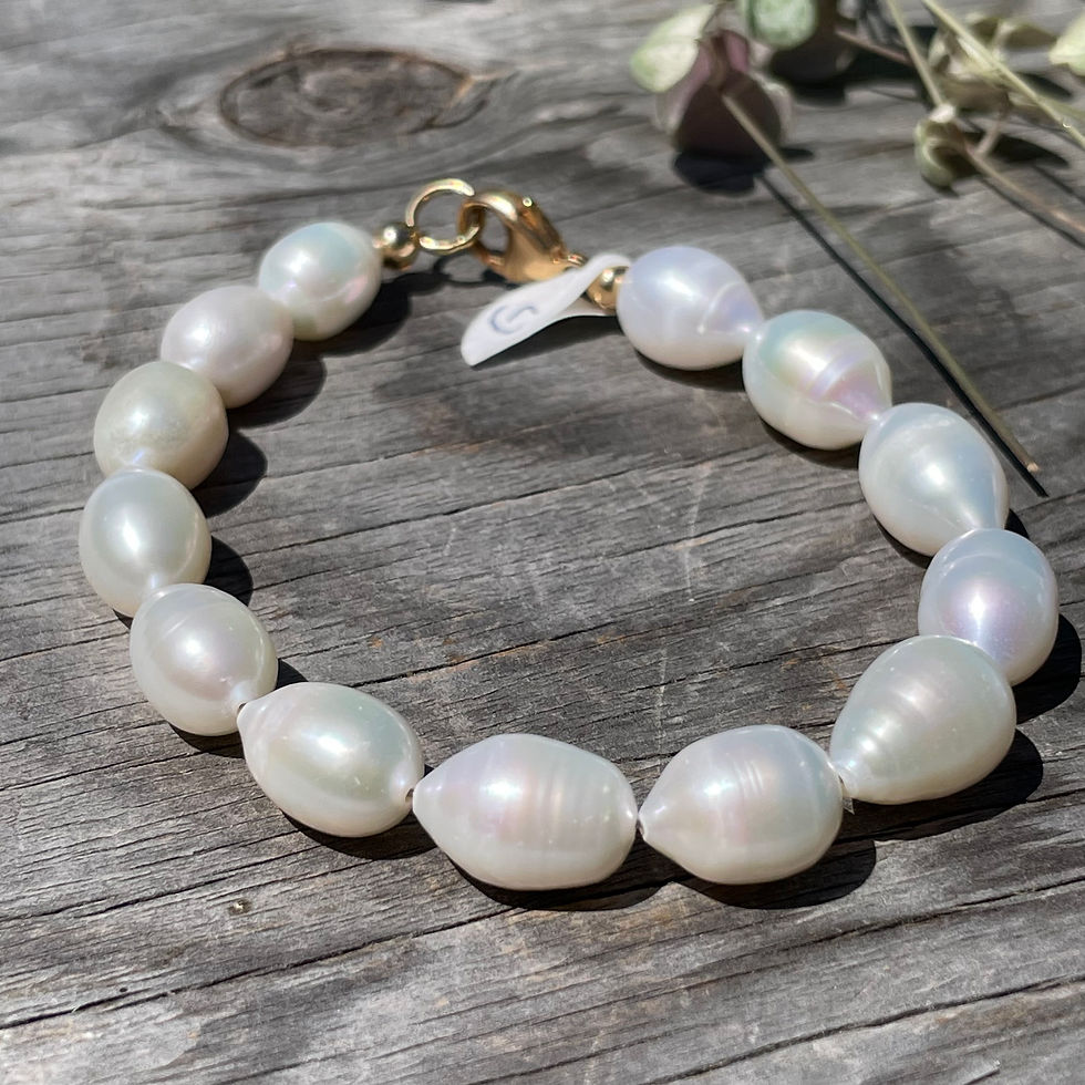 Thumbnail: GenVie Designs large pearl bracelet