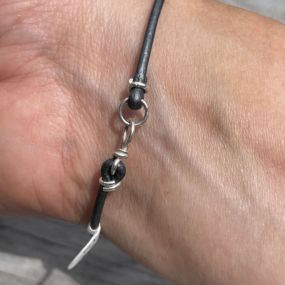 Thumbnail: Pink Pearls and metallic charcoal leather bracelet