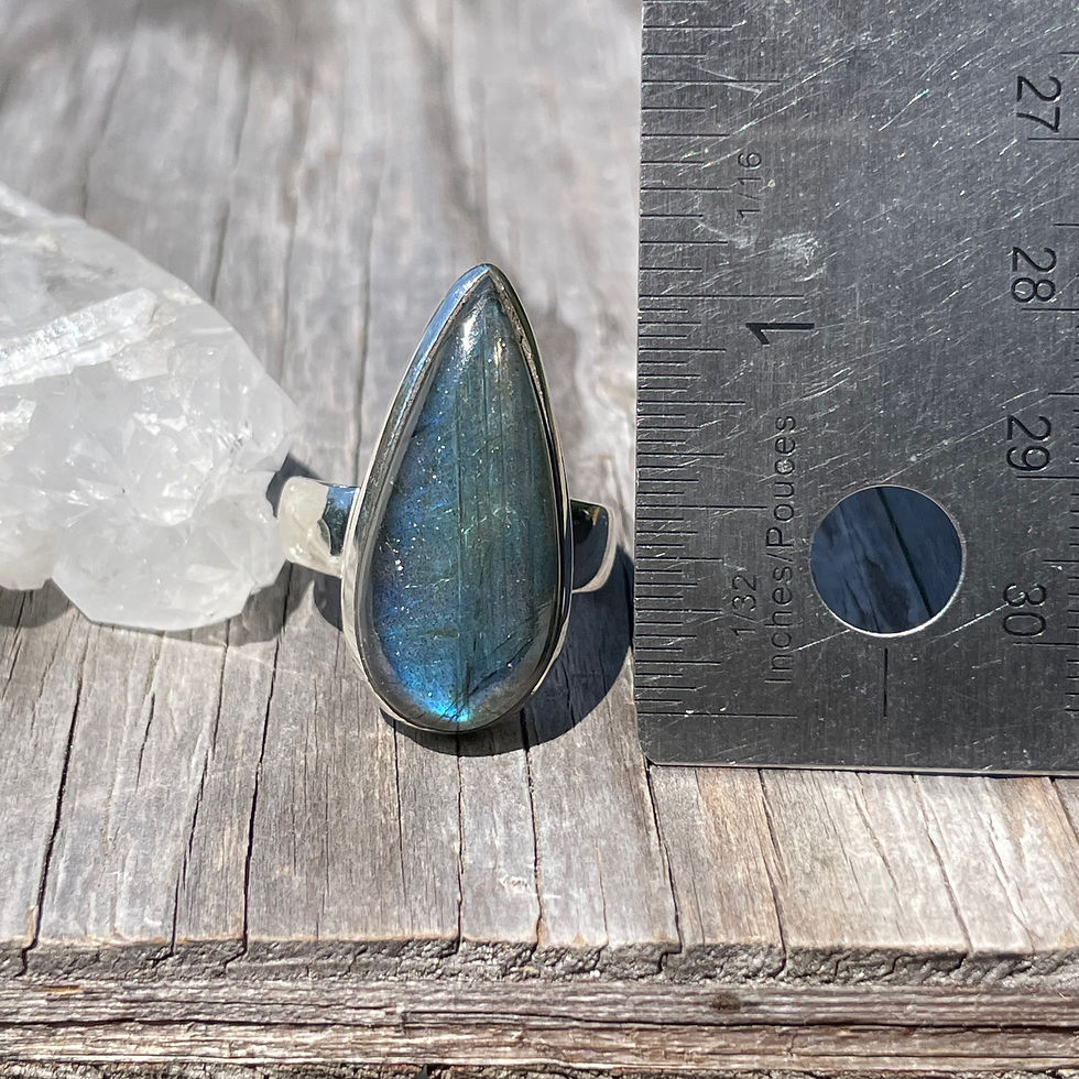 Thumbnail: Large teardrop labradorite ring
