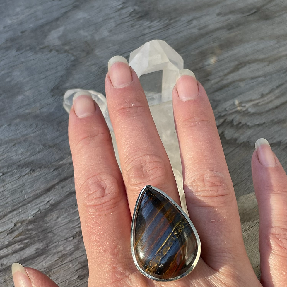 Thumbnail: Teardrop tiger iron ring