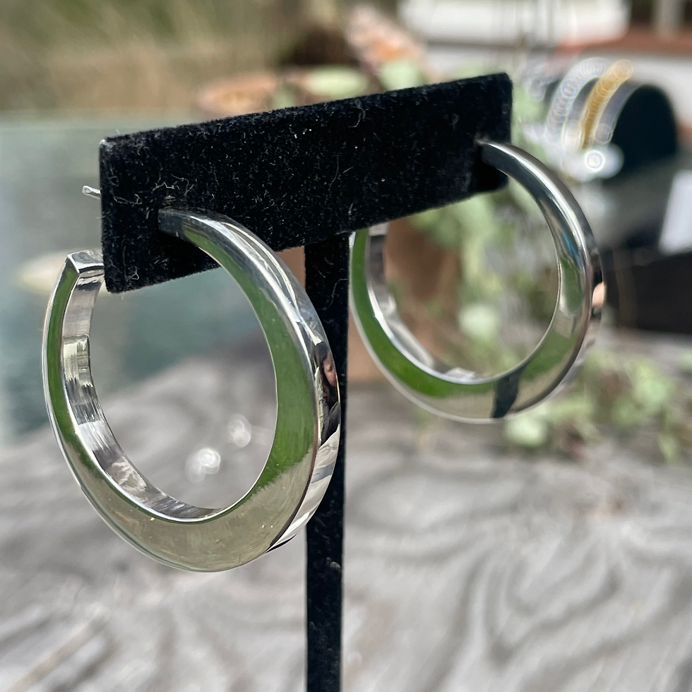 Thumbnail: Large stud hoops 