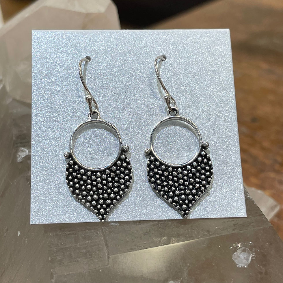 Thumbnail: Roulette 18 small granulated lotus petal earrings