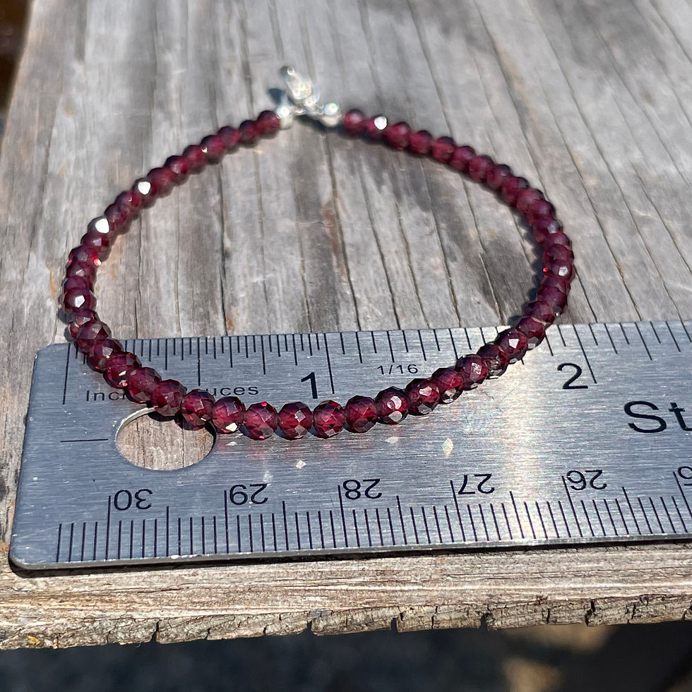 Thumbnail: Garnet bracelet 7 inch
