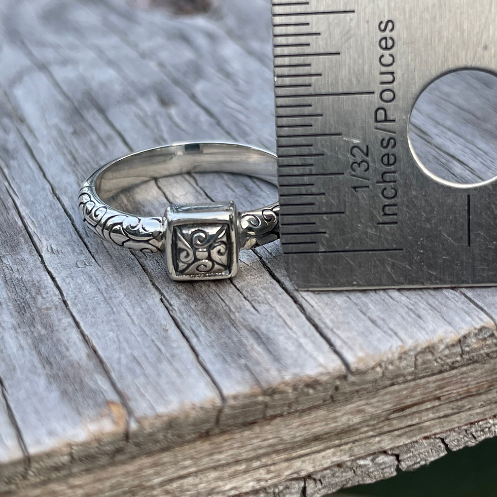Thumbnail: Square small detailed silver ring size 7