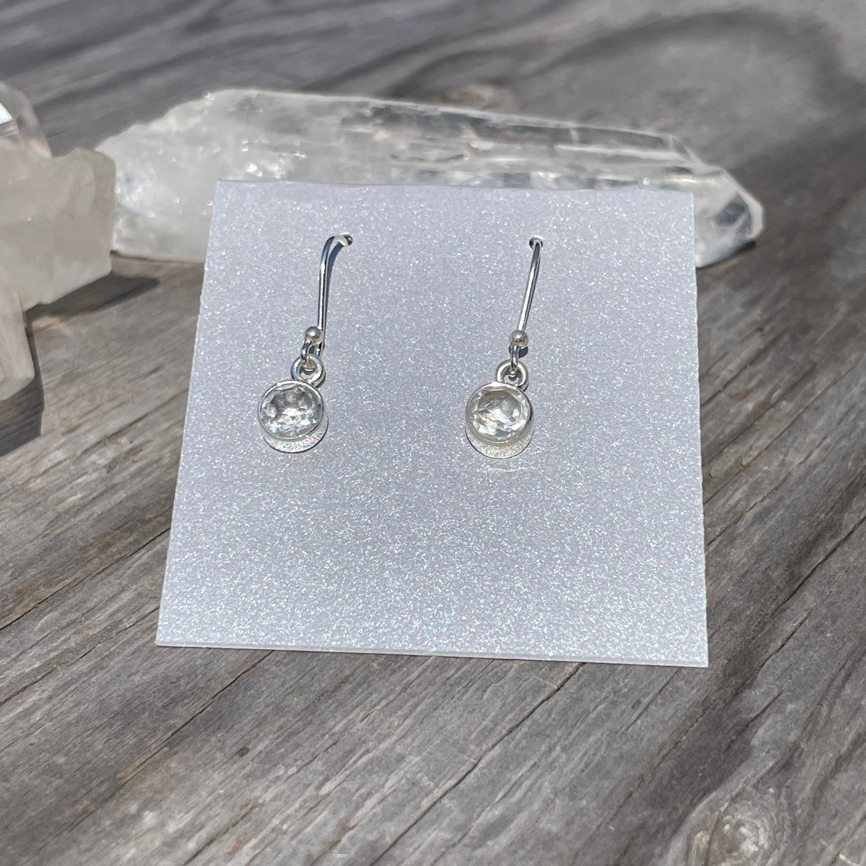 Quartz small round faceted earrings