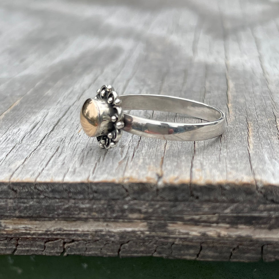 Thumbnail: Gold and silver floral style ring