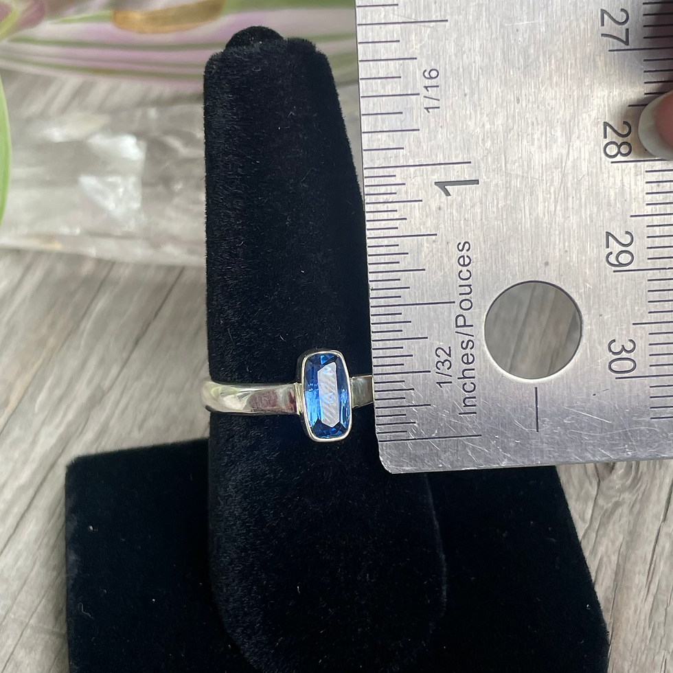 Thumbnail: Kyanite rectangle faceted ring