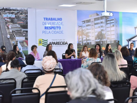 Aparecida debate direitos e proteção na 3ª Conferência de Políticas para Mulheres