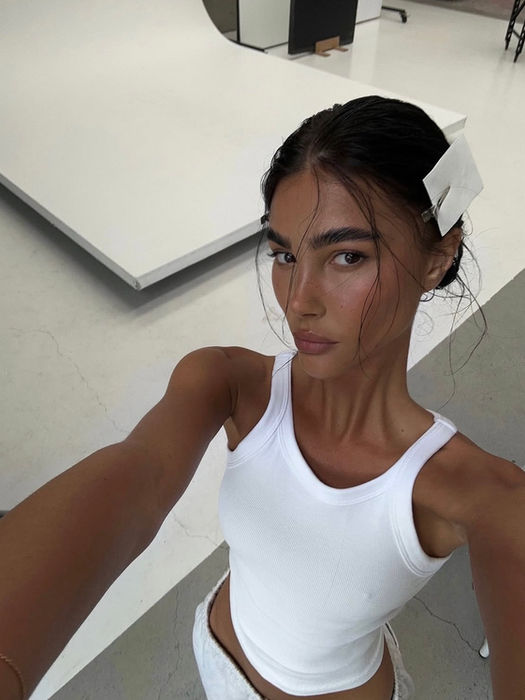eva navarro model content creator influencer dsg talent