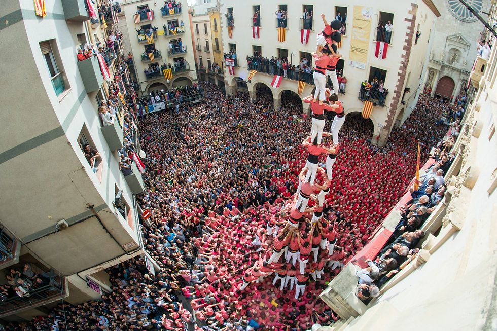 Castells sur la Plaça del Blat