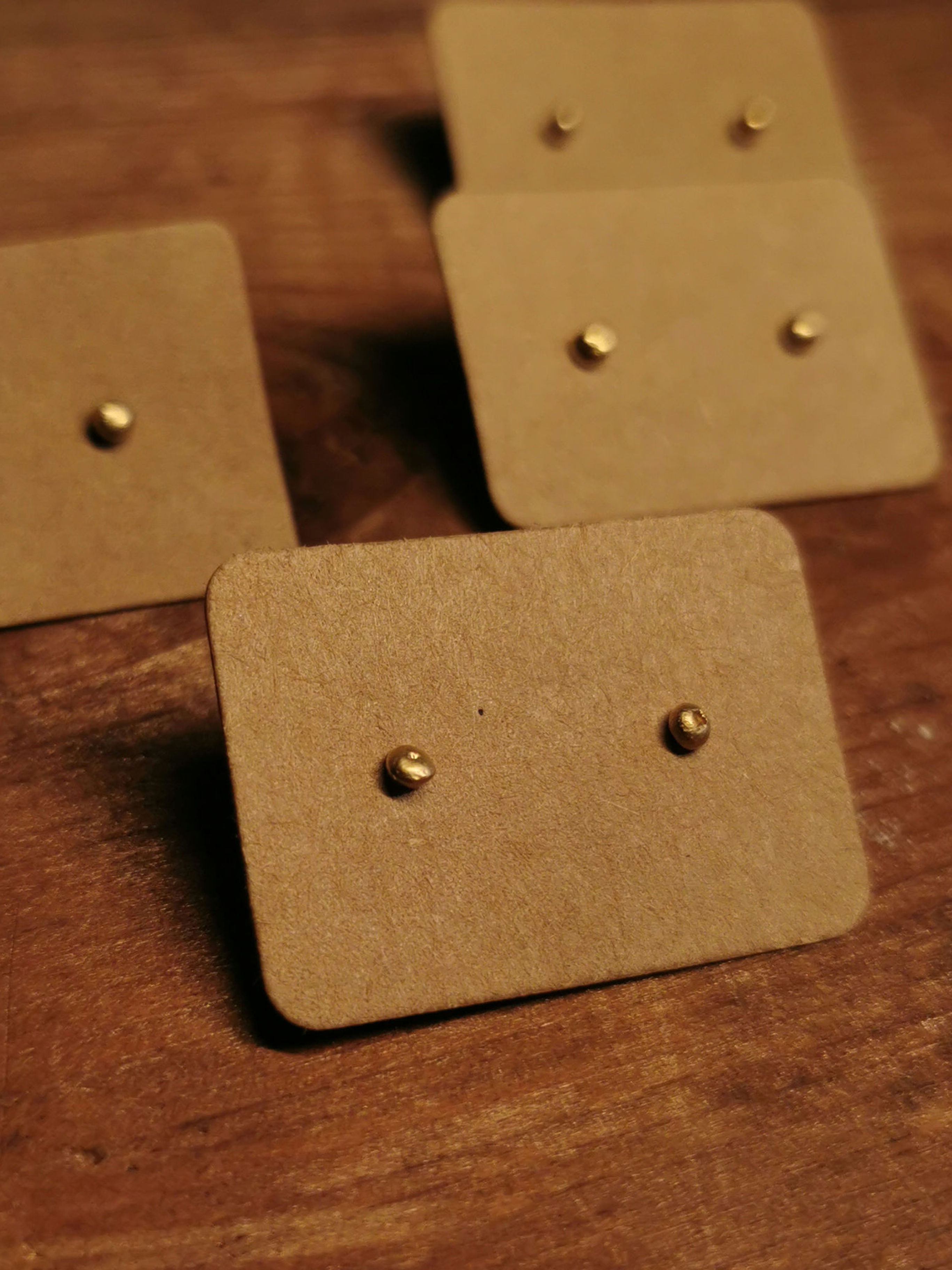 9ct GOLD PLATED DOT STUDS