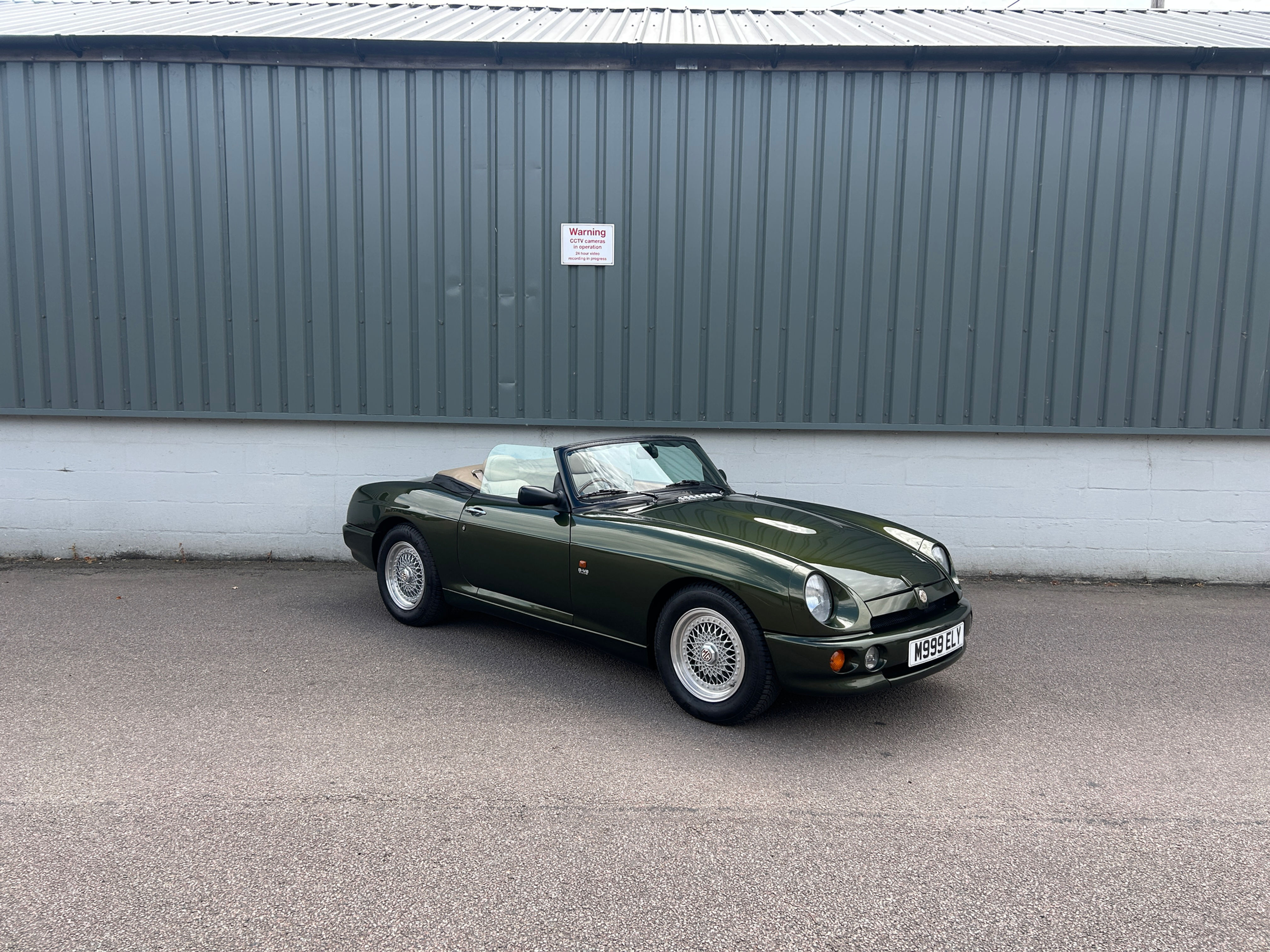 MG RV8 for sale Braintree, Essex nr Colchester, Witham, Chelmsford, London, Stansted.
