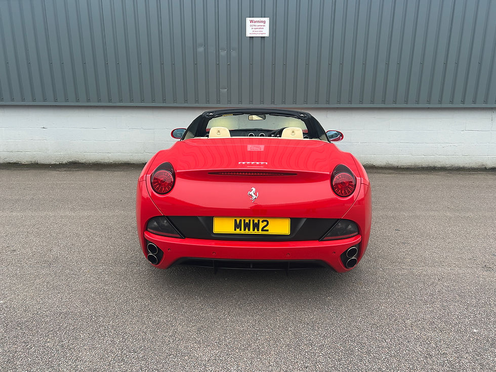 Thumbnail: Ferrari California  2 + 2