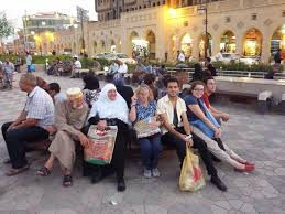 iraq_people_outside.jpg