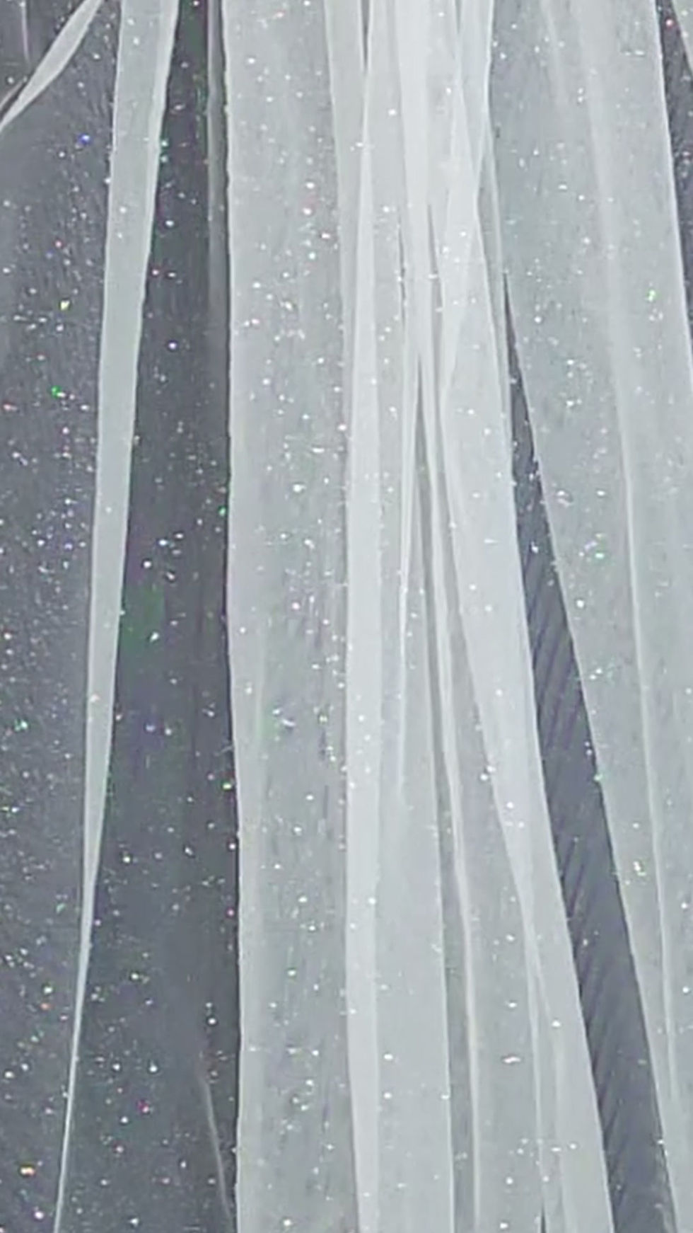 Thumbnail: V2368RS-495  SPARKLE tulle veil with Austrian rhinestone edge
