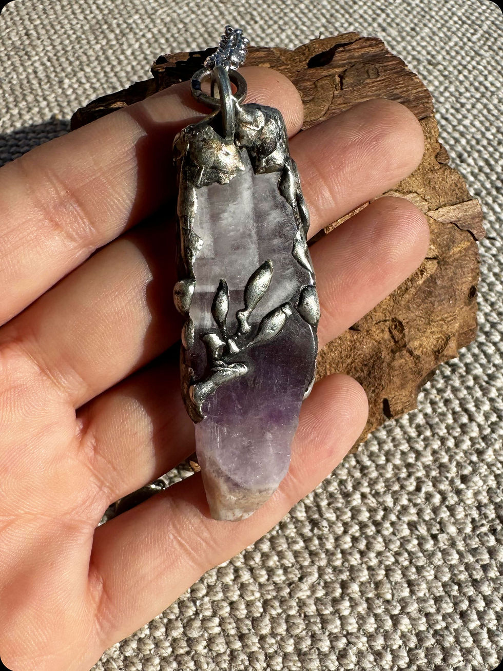 Thumbnail: FLUORITE PENDANT (Double floral)