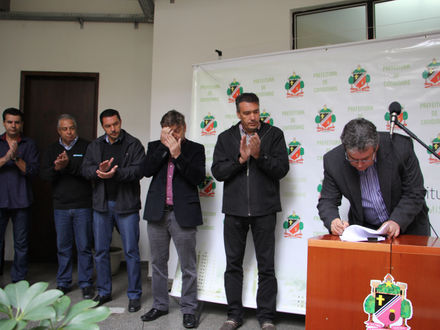 Prefeito Beto Faria sanciona lei que cria Instituto Canoinhense de Previdência