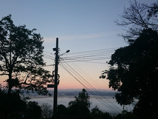 Sábado tem sol entre nuvens e chuva passageira em Santa Catarina