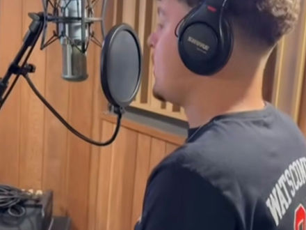 Jovem talento de Rio Negro lança primeira música autoral e sonha com reconhecimento nacional