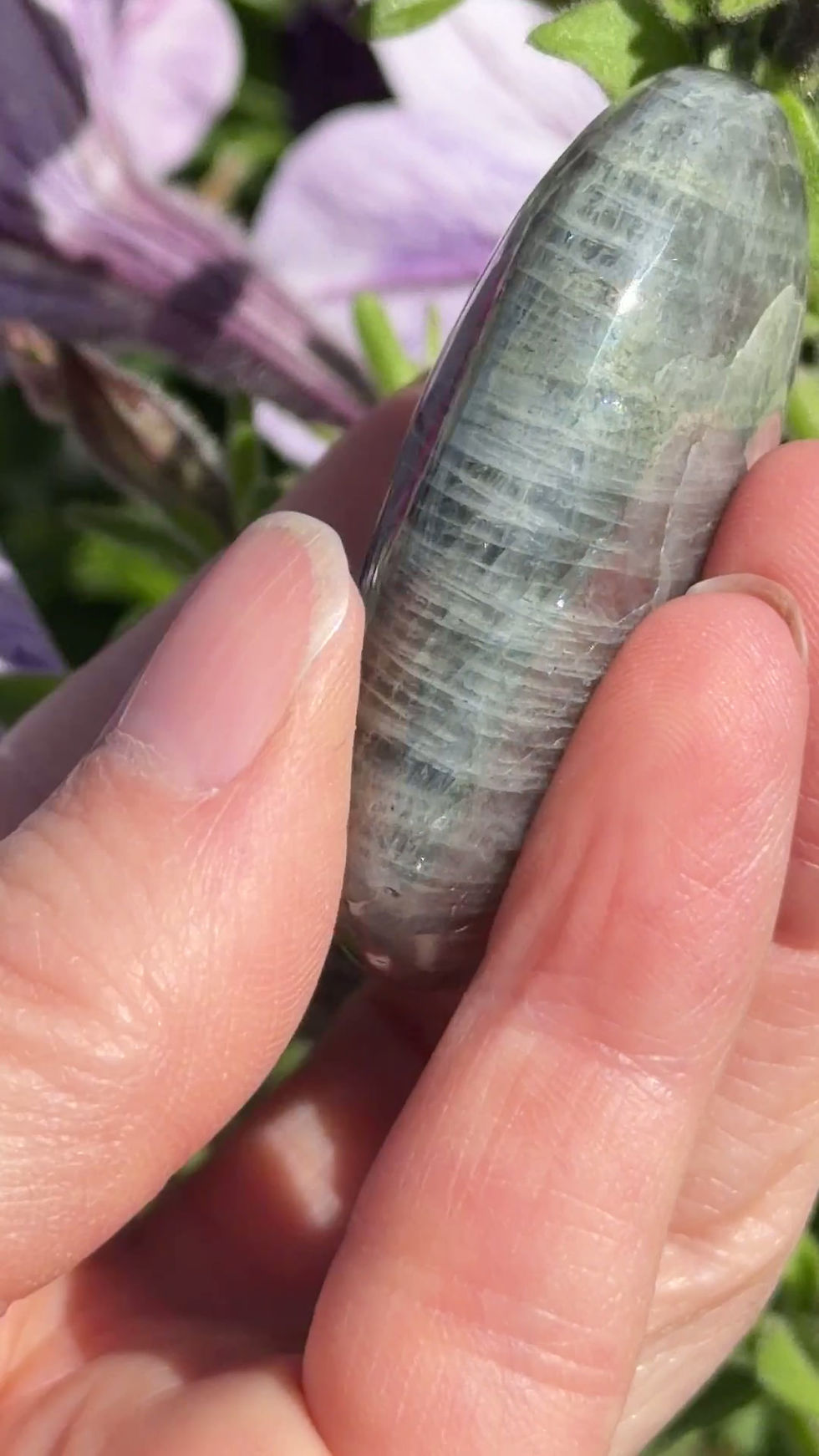 Thumbnail: Labradorite Heart