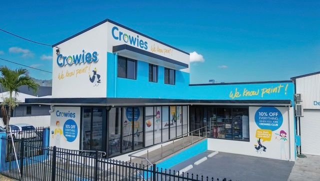 Crowies Commercial-4.jpeg