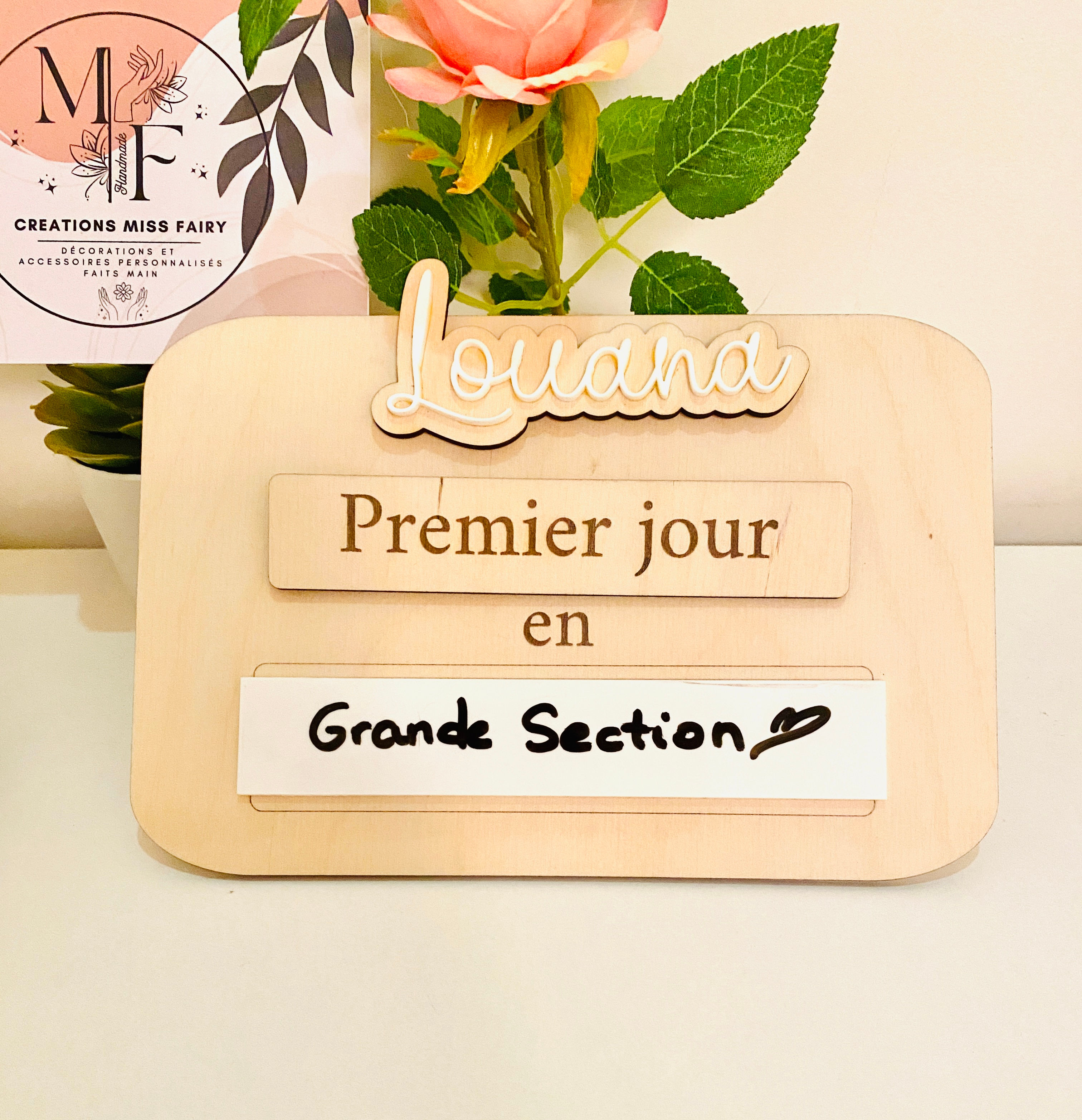 Pancarte rentrée scolaire avec plaques interchangeables