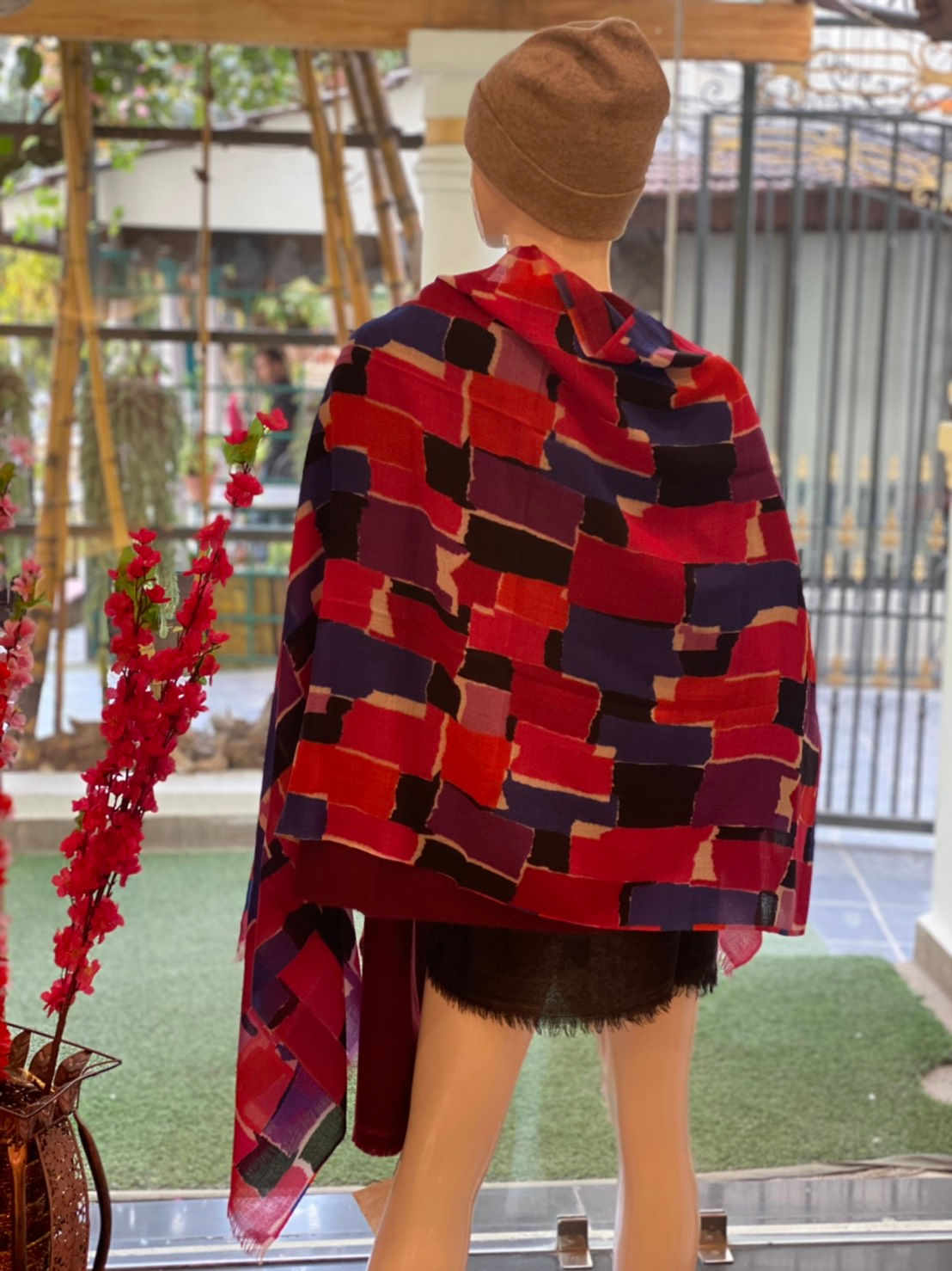 ヒマラヤン・ロイヤル・パシュミナ100% 2023 F 016 リングスルー(thin & fine)(ブロックプリント・レッドベース)