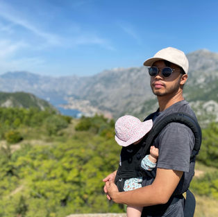 Ergobaby Omni 360 vs. BabyBjörn One: Best Baby Carrier for Travel?