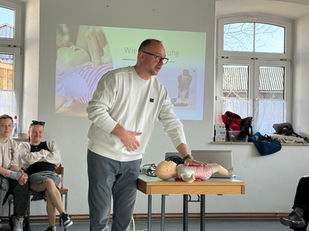Erste-Hilfe-Kurs am Kind
