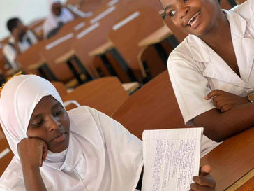 Die ersten Wochen im Kigamboni City College of Health and Allied Science
