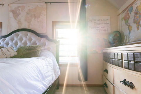 sun flare coming through window at master bedroom at a wi airbnb wedding venue in wisconsin