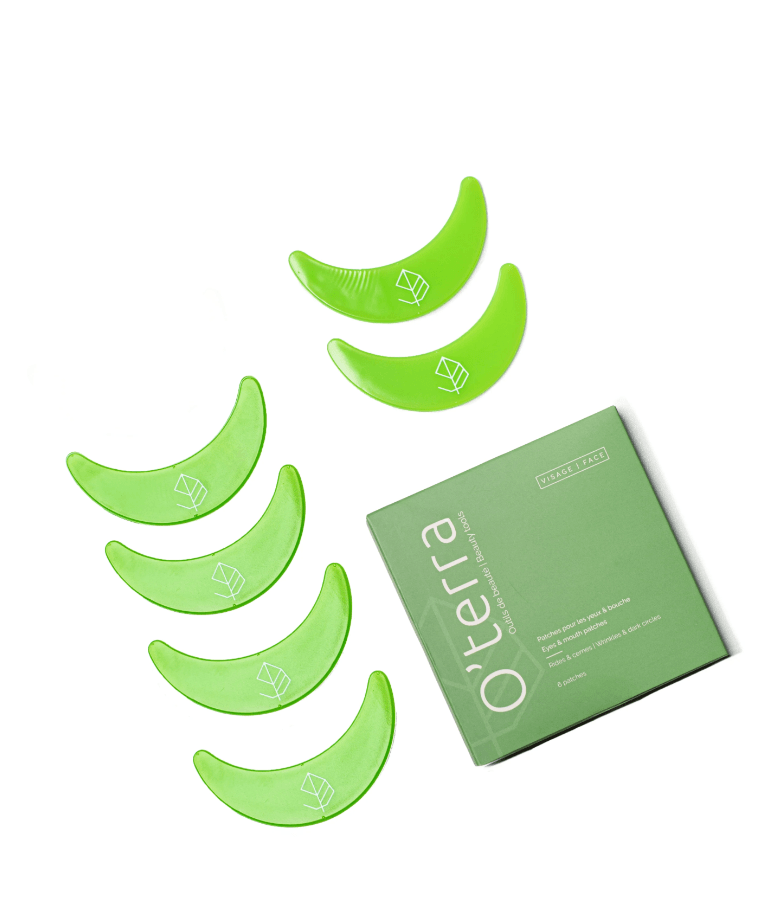 Présentation des patchs pour les yeux O’terra verts avec leur emballage sur fond blanc.