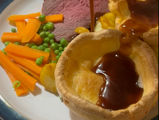 Yorkshire puddings with gravy