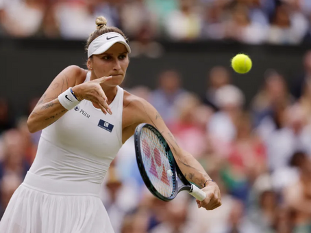 Vondrousova bate Svitolina e é a 1ª finalista de Wimbledon