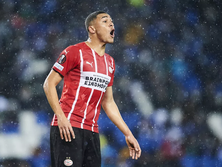 Palmeiras volta a avaliar contratação de centroavante Carlos Vinícius