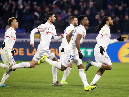 Thiago Mendes recebeu ligações de Diniz e Léo Jardim antes de acertar com o Vasco