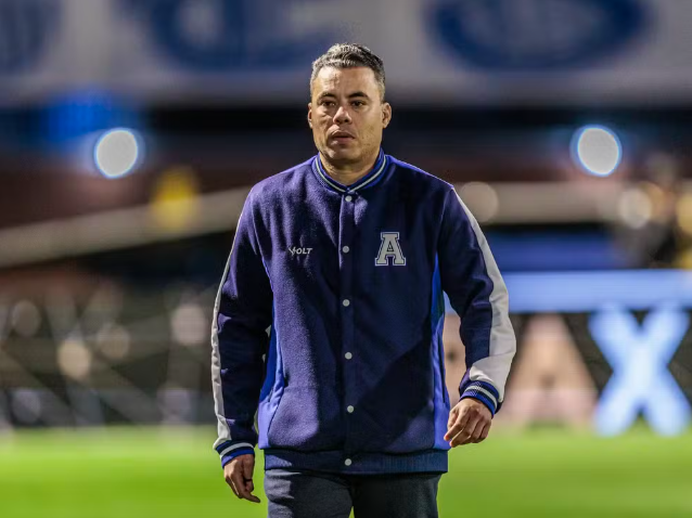 Vitória avança para contratar Jair Ventura, que deixa o Avaí