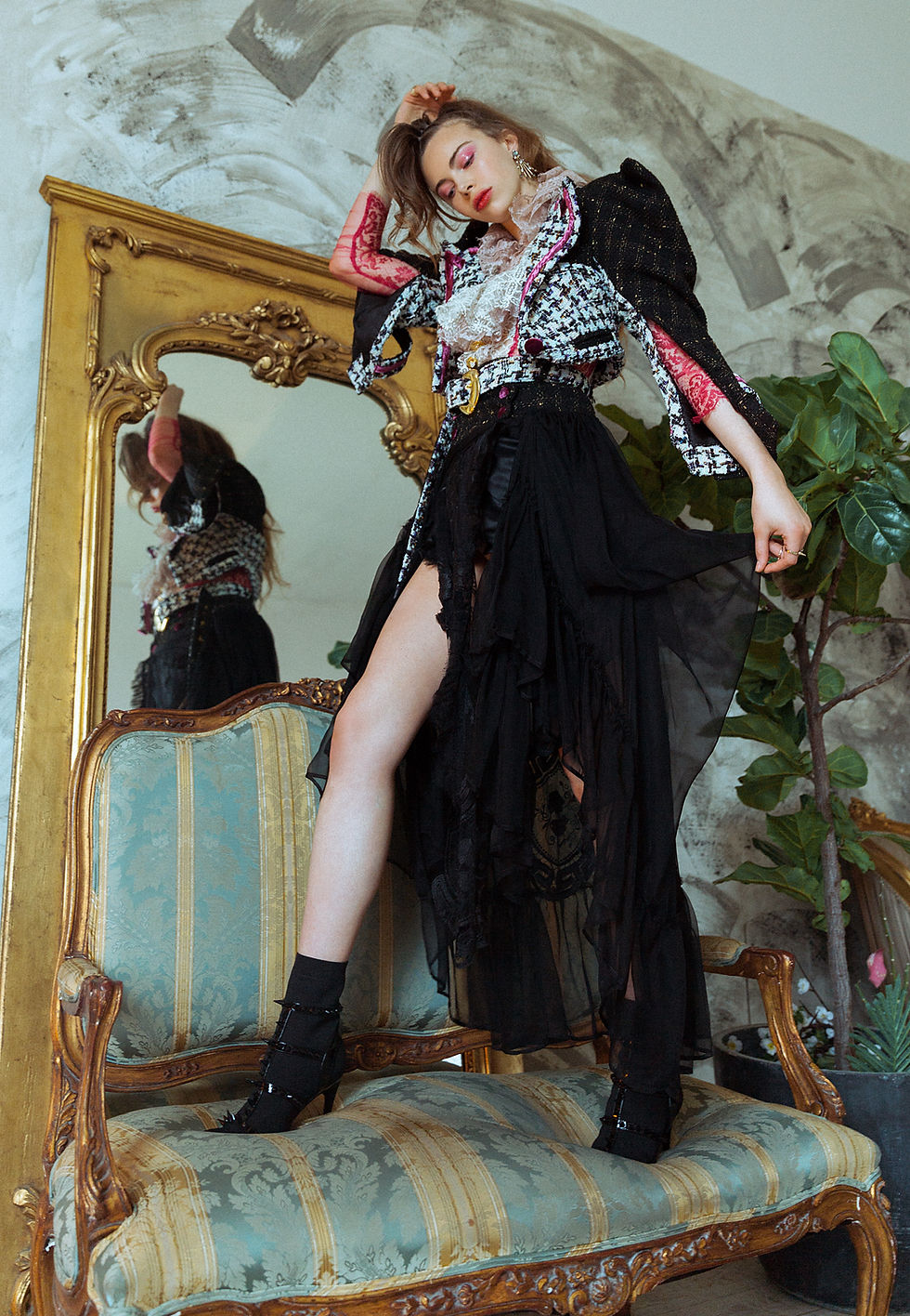 Thumbnail: Tweed tailored skirt with vintage buckle belt