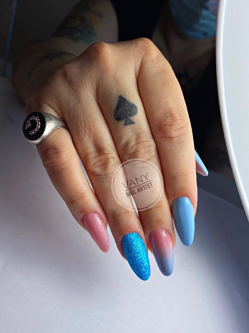Vany Nails Studio Senago Milano - ricostruzione unghie e refill correttivo.jpeg