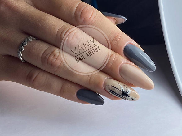 Nail art con ricostruzione unghie Senago by Vanessa Petruzzi - Vany Nails Studio.jpeg
