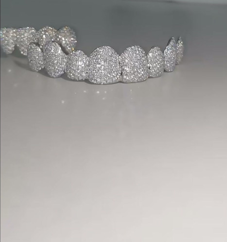 Round Cut Moissanite Grillz | BriteLee Jewelers